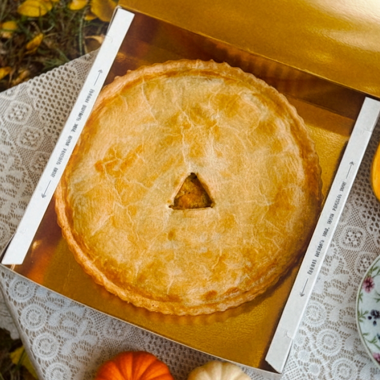 Пирог с карамелизированной тыквой и сыром