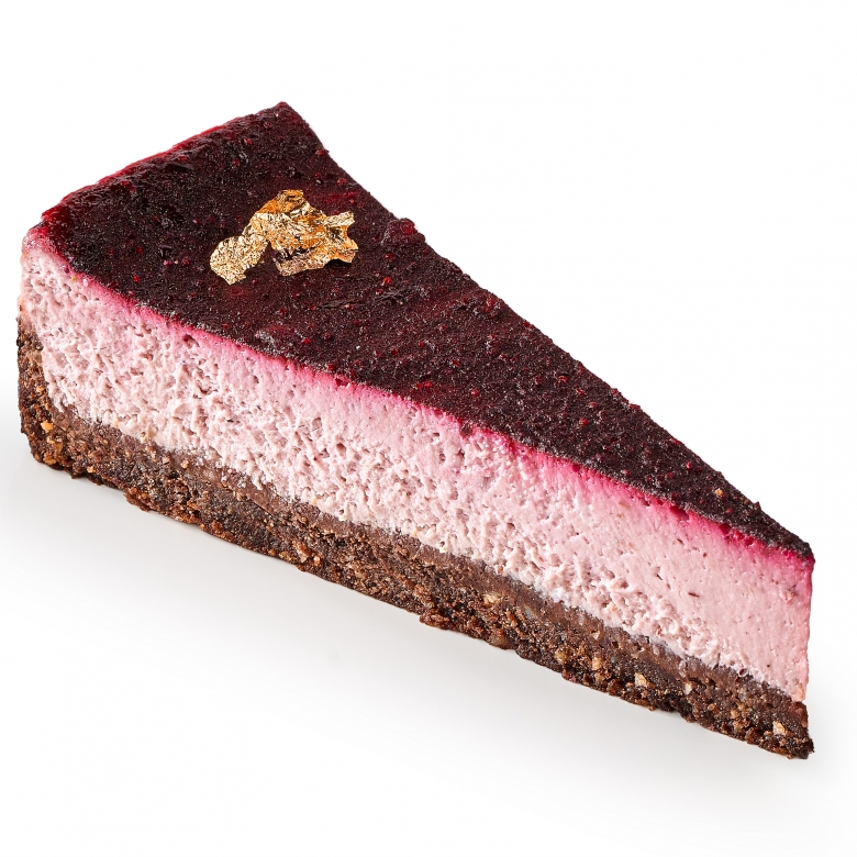 Кусочек ягодного чизкейка